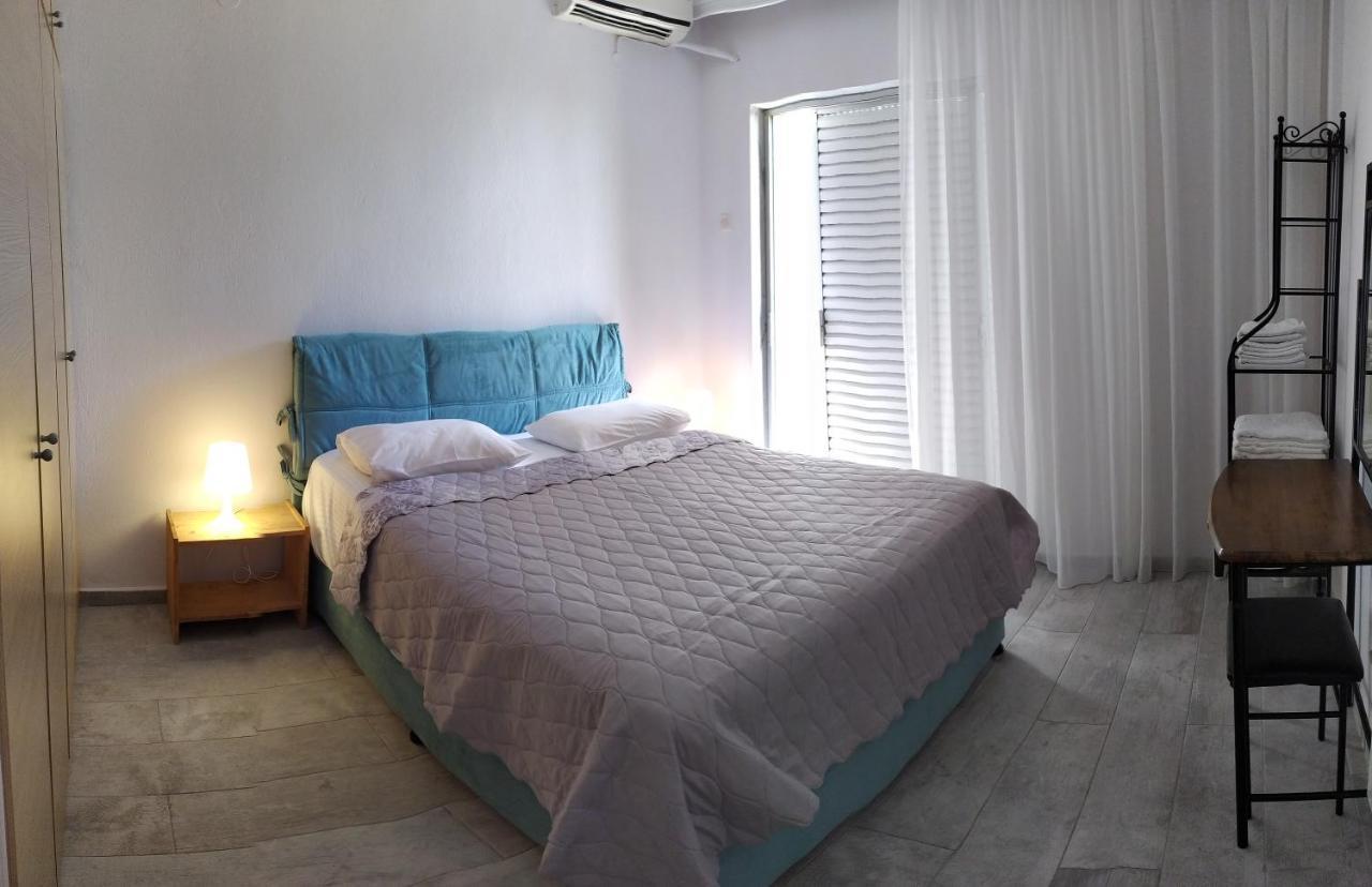 Luca Apartments PalaiónTsiflíkion Esterno foto